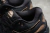 ASICS GEL-NIMBUS 23 PRETO E DOURADO en internet