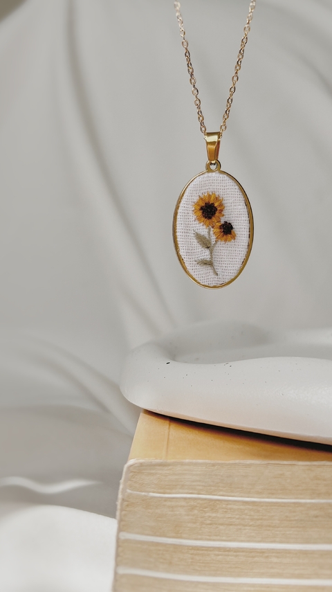 Correntinha Girassóis