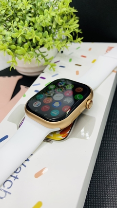 Imagem do Smartwatch IWO W29 Pro com 2 GB de memória interna.