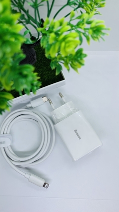 Carregador Baseus Original para Iphone 20w com cabo de 2M.