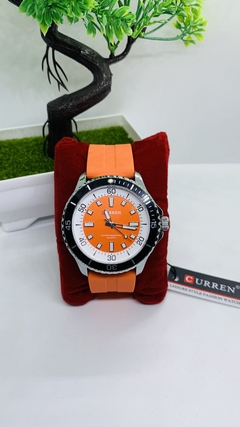 Relógio Analógico Curren Classico - Relogio com pulseira de silicone 44mm.