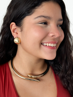 Colar Choker Aro Extremidades Arredondadas Dourada