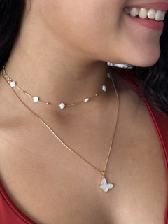 Conjunto Borboleta Branca Colar com Pingente + Choker + Brinco na internet