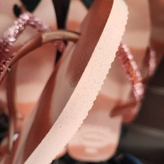 CHINELO HAVAIANAS SLIM SQUARE GLITTER PARTY - Rosa Ballet - SHOPPING DAS SANDÁLIAS