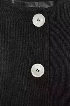 Chaleco botones ZARA en internet