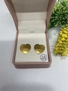 A-12 Aretes de bronce con baño de oro en forma de corazón
