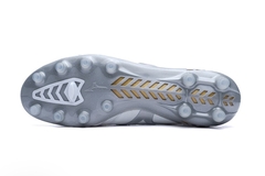 MIZUNO MORELIA NEO III on internet
