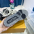 Louis Vuitton LV Skate Gris na internet