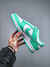 Nike SB Dunk Low "Barely Green" na internet
