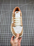 Nike SB Dunk Low "Medium Curry" na internet