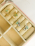 Brinco Earhook Liso com Pedra Turmalina - comprar online
