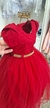 Vestido vermelho peito em nervura e mangas trabalhadas na internet