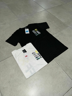 REMERA NIKE OFF WHT en internet