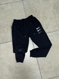 CONJUNTO NIKE STRIP en internet