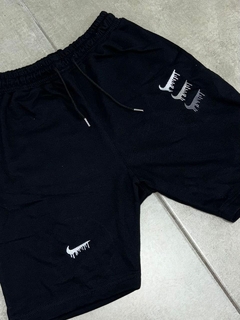 Imagen de BERMUDA NIKE DRIP VR