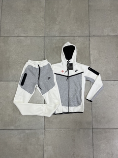 CONJUNTO NIKE TECH COMB - comprar online