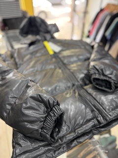 CAMPERA PUFFER ENGOMADA en internet