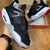 Air Jordan 4 premium na internet
