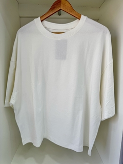 Remera Boxy Cream