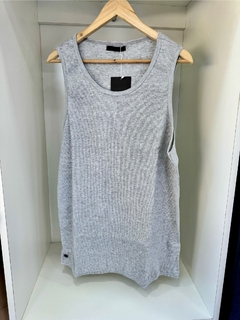Musculosa Gris