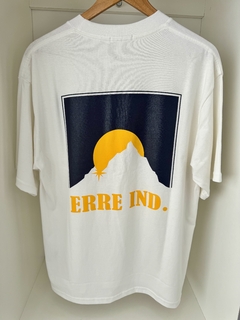 Remera Blanca Mountain