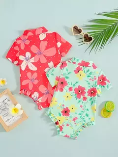 Traje de baño con diseño floral y bordes con volantes - comprar en línea