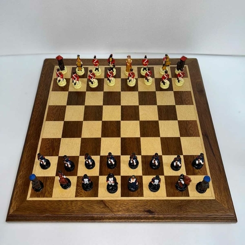 Jogo de Xadrez em Metal Ingleses x Franceses