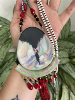 Collar de Bruja en internet