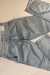 Calça azul metalizada na internet