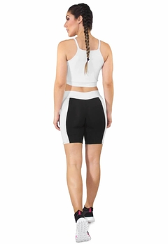 Cropped Alcinha Branco + Shorts Preto Com Branco Conjunto Fitness | REF: LX048 - Fit & Move