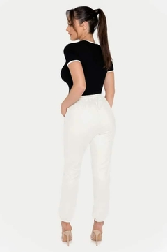 Body Cavado Manga Curta Liso Feminino | REF: BLC25 - Fit & Move