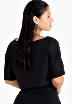 Cropped Fitness Preto com Detalhe Tela | REF: LX82 na internet