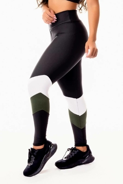 Calça Legging Fitness Academia Cintura Alta Preta com Verde Militar e Branco | REF: SV10 - comprar online