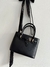 Imagen de Bolso KENNY - Negro c/pompón.