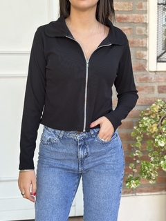 Remera cierre - comprar online