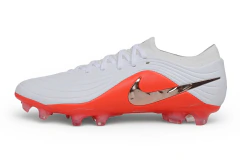 Nike United Tiempo Maestro Elite