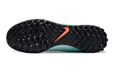 NIKE PHANTOM LUNA ELITE TF na internet