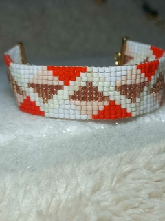 PULSERA MIRANDA, realizada sobre telar con cuentas de vidrio japonesas Miyuki originales y terminaciones bañadas en oro - Desengrama!