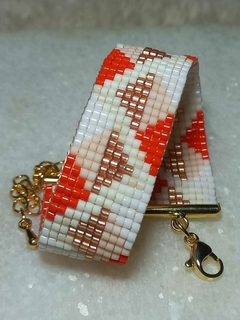 PULSERA MIRANDA, realizada sobre telar con cuentas de vidrio japonesas Miyuki originales y terminaciones bañadas en oro en internet