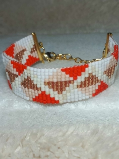 PULSERA MIRANDA, realizada sobre telar con cuentas de vidrio japonesas Miyuki originales y terminaciones bañadas en oro - comprar online