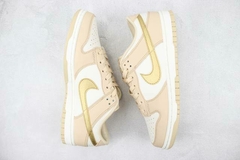 NIKE DUNK LOW PHANTOM METALLIC GOLD - comprar online