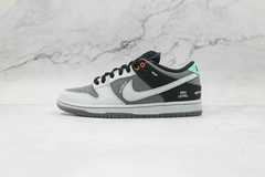 NIKE SB DUNK LOW CAMCORDER - Liberty Content