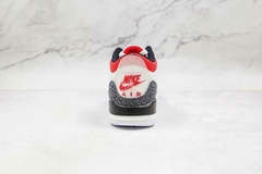 AIR JORDAN 3 SE DENIM FIRE RED na internet