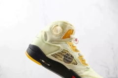 OFF-WHITE X JORDAN 5 RETRO SAIL na internet