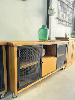 Rack TV