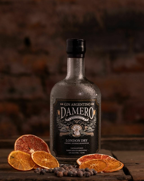 Damero Gin Argentino 750 cc.