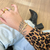 Bracelete Dourado Cravejado na internet