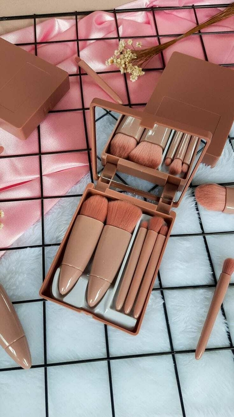 Kit pincéis de maquiagem com espelho