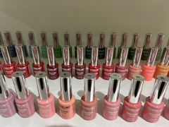 ESMALTES SEMIPERMANENTES