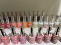 ESMALTES SEMIPERMANENTES - comprar online
